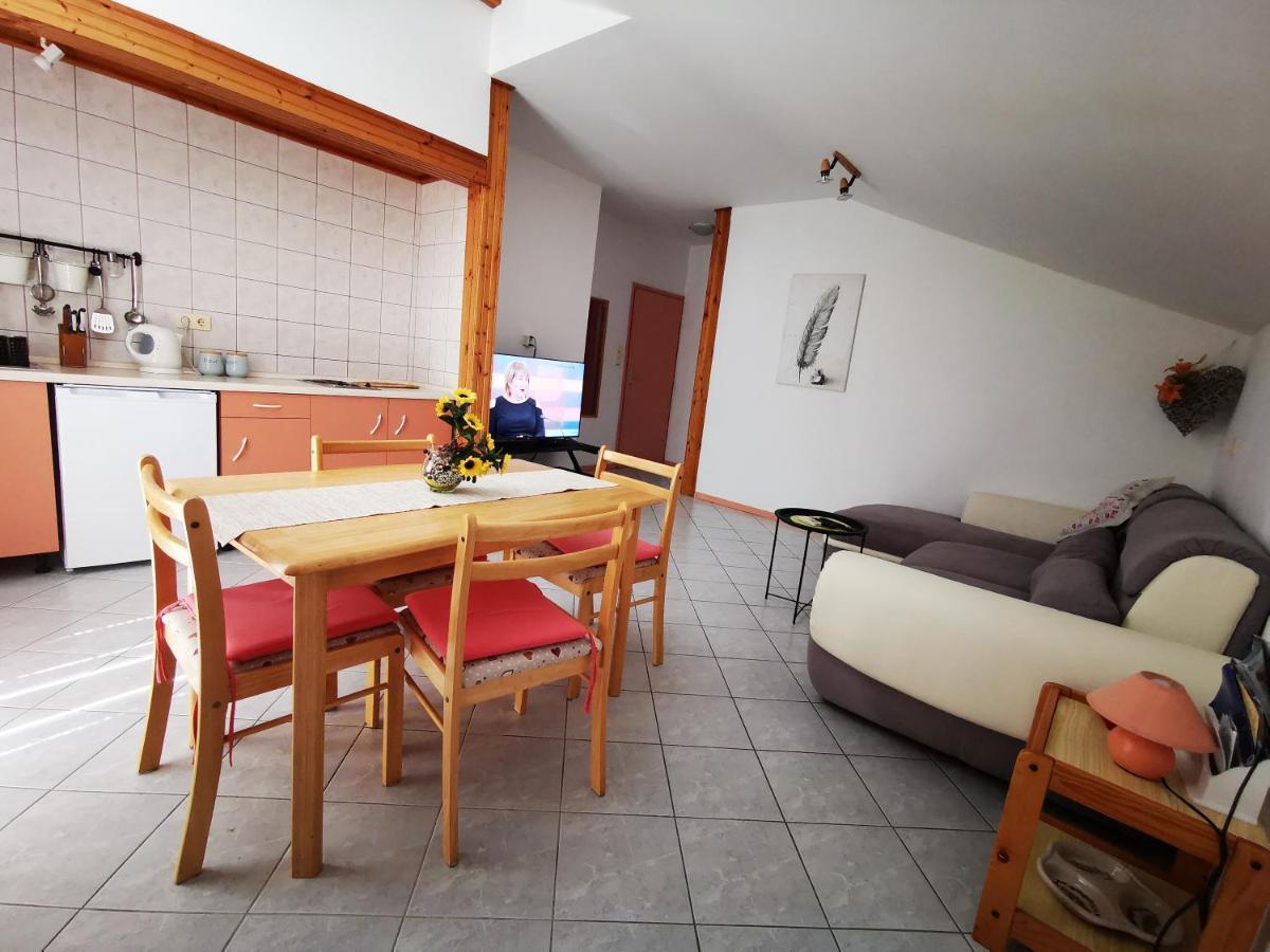 Boutique Apartments Julija Vodice Luaran gambar